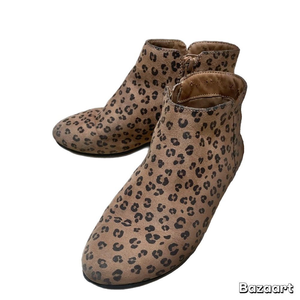Sz 2 Leopard Print zip up Bootie ankle boots - Picture 2 of 5